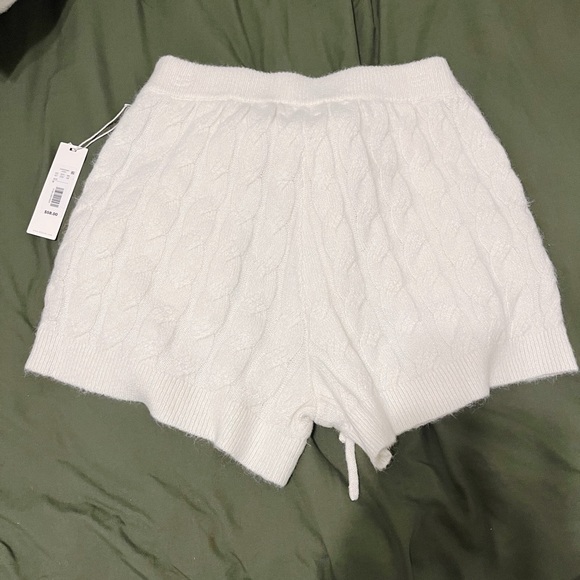 EVERY white sweater shorts - Picture 4 of 4